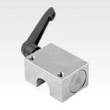 Clamping elements for round guides