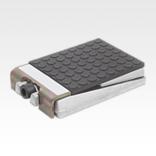 Levelling wedges, steel with non-slip insulating layer, free-standing